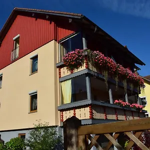 Close Apartment